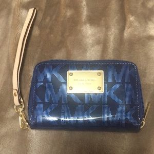 Michael Kors wallet wristlet